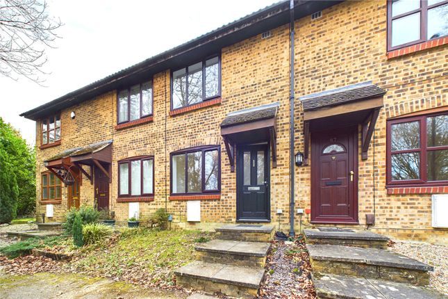 Ferndown, Crawley, West Sussex, RH10 2 bed terraced house for sale