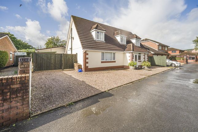 4 bedroom detached bungalow for sale