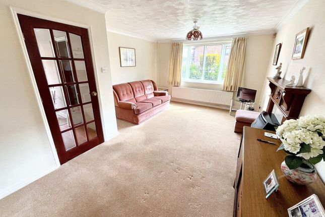 Stainton Close, Radcliffe, M26 2 bed detached bungalow for sale