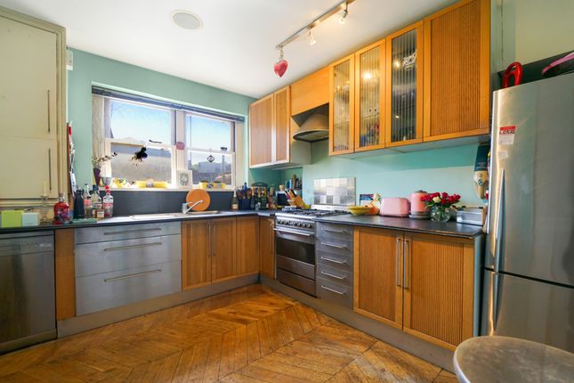 Ebury Street, London, SW1W 2 bed flat for sale