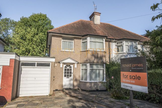 Farm Road, Edgware, HA8 3 bed house for sale