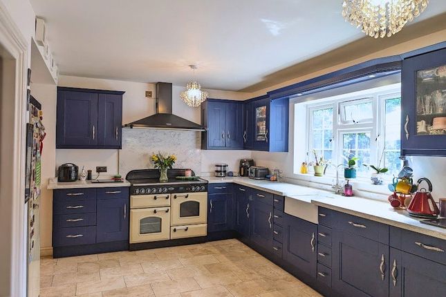 3 bed semi-detached house