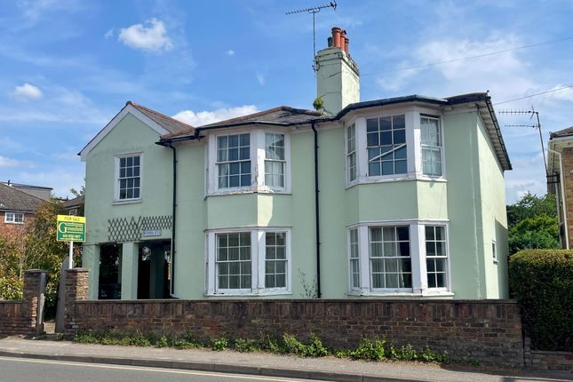 London Road,  Ewell Village, KT17 4 bed detached house for sale