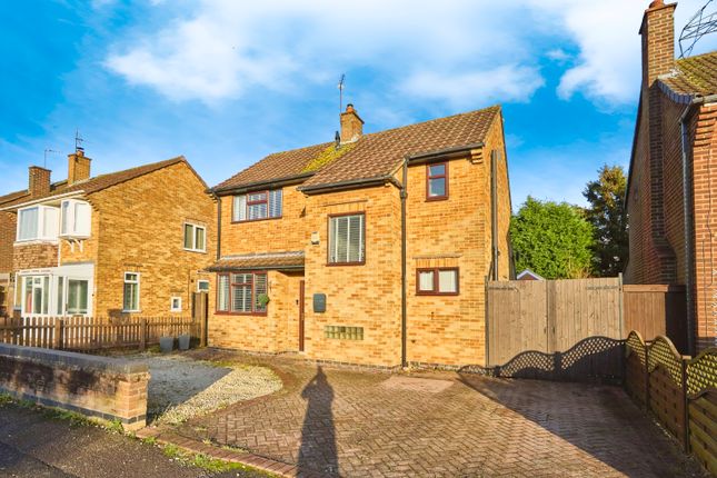 3 bed detached house