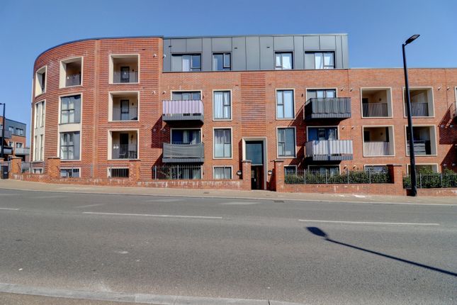 Suffield Road, Buckinghamshire HP11 2 bed apartment for sale