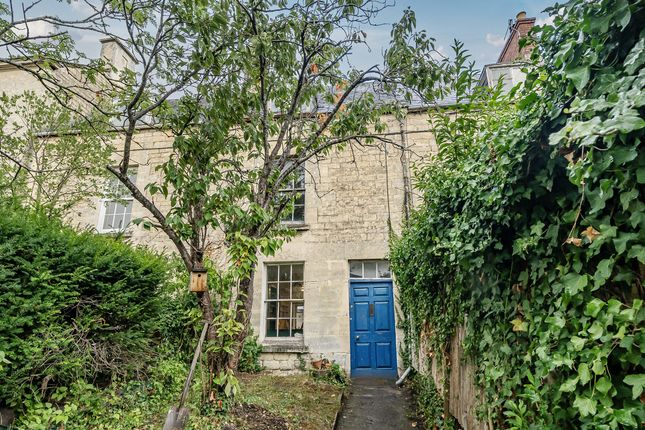 Cainscross Road, Stroud, GL5 3 bed terraced house for sale