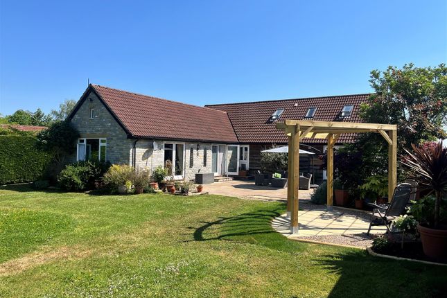 5 bed detached bungalow