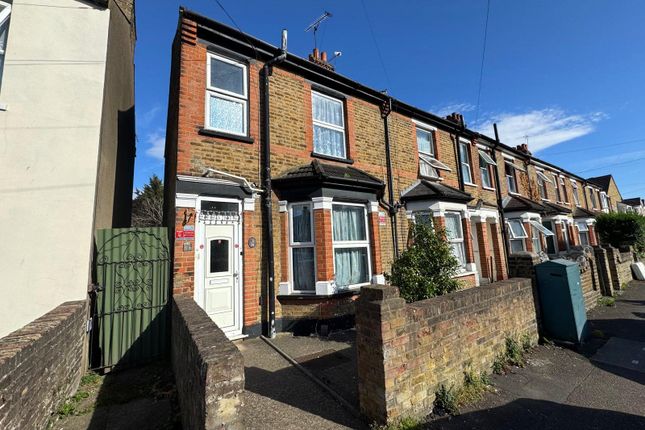 Cromwell Road, Hayes, Hillingdon, UB3 2 bed end of terrace house for sale
