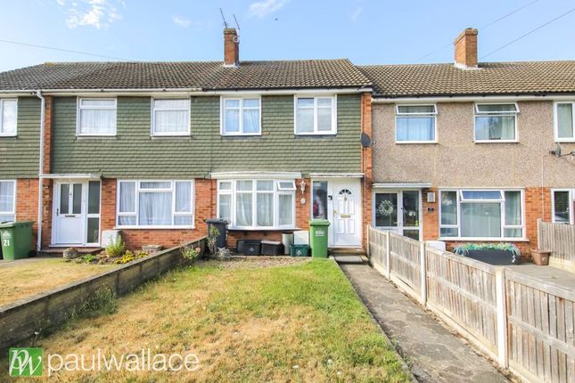 Macers Lane, Broxbourne 3 bed terraced house for sale