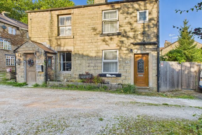 22 Thorncliff Wood, Hollingworth SK14... 2 bed semi