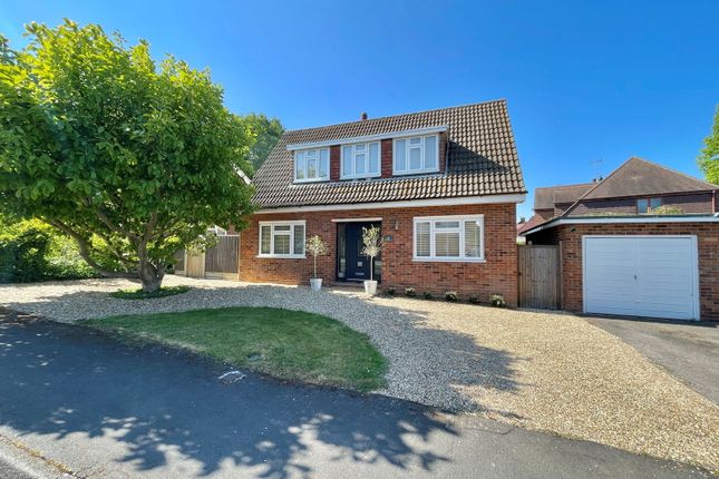 Cheshunt Close, Gravesend DA13 3 bed detached house for sale