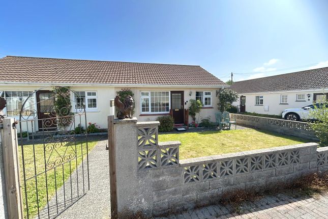 Nansmellyon Road, Mullion TR12 2 bed semi
