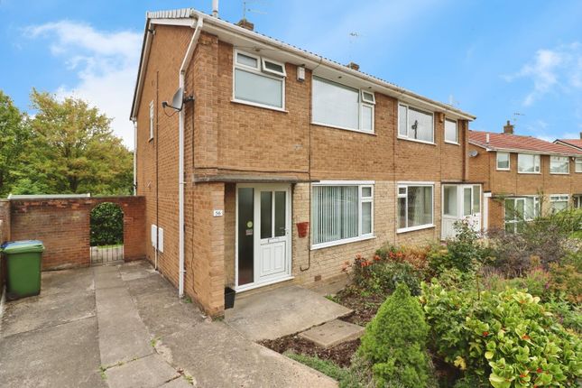 Smithfield Avenue, Hasland... 3 bed semi