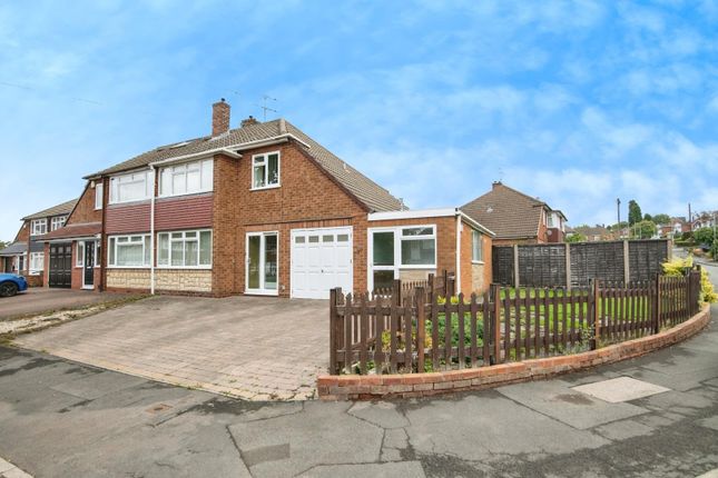 3 bedroom semi-detached house for sale