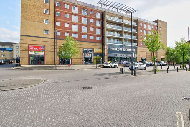 Edinburgh Gate, Harlow CM20 2 bed flat for sale