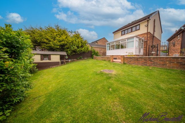 Farfield Avenue, Bradford BD6 3 bed detached house for sale