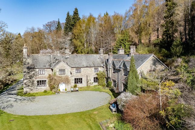 7 bedroom country house for sale