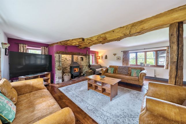 High Bickington, Umberleigh, Devon, EX37 4 bed barn conversion for sale