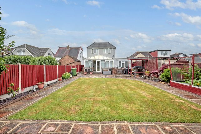 Clyde Way, Rise Park, Romford, RM1 3 bed detached house for sale