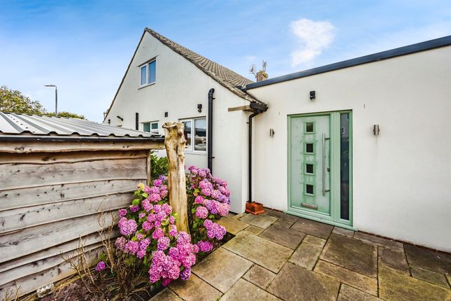 4 bed semi-detached house