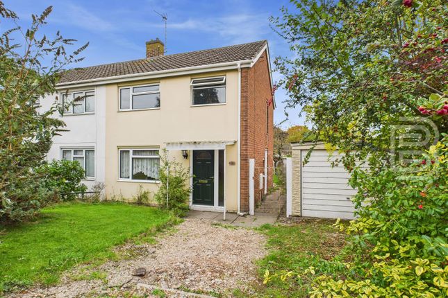 2 bedroom semi-detached house for sale