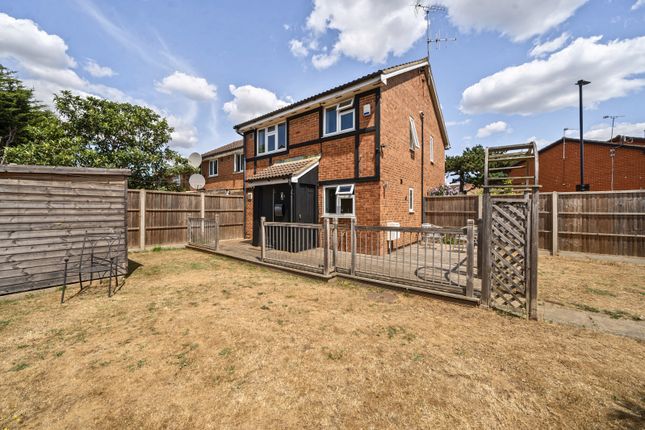 Bramley Way, Hounslow 1 bed end of terrace house for sale