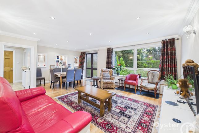 Gleneagles, Stanmore, HA7 2 bed flat for sale