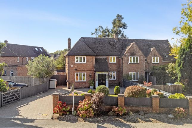 Grove Lane, Chalfont St. Peter, SL9 3 bed semi