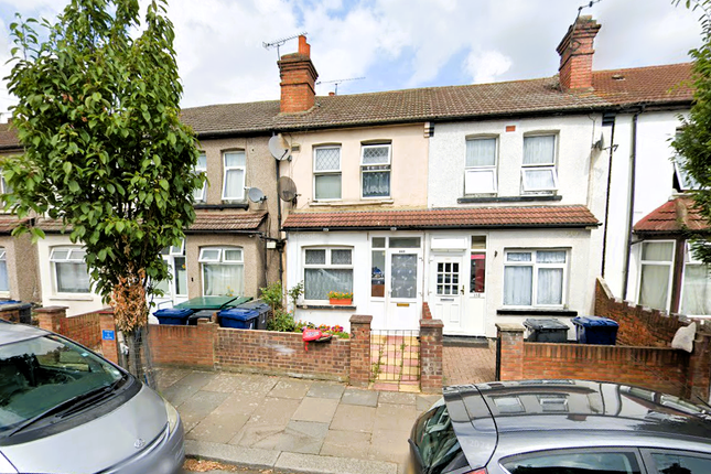 Clarence Street, Southall 3 bed terraced house for sale