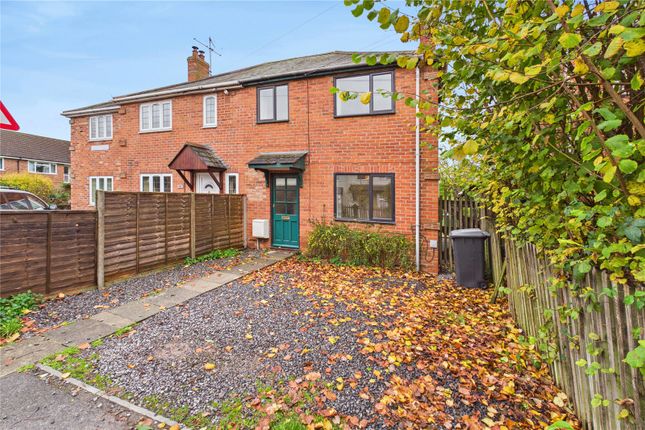 Queens Road, Newbury, Berkshire, RG14 3 bed semi