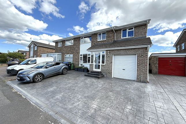 5 bedroom semi-detached house for sale