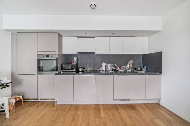2 bed flat