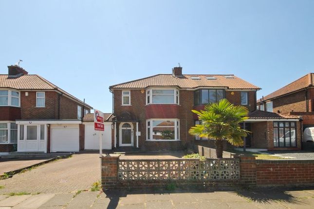 Whitton Avenue East, Greenford 3 bed semi