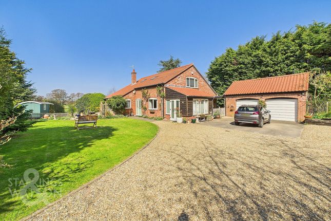 Beccles Road, Bungay 4 bed detached house for sale
