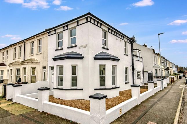 Latimer Road, Eastbourne 3 bed end of terrace house for sale