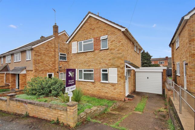 3 bed detached house