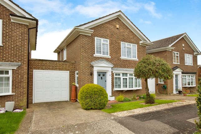 4 bedroom link detached house for sale