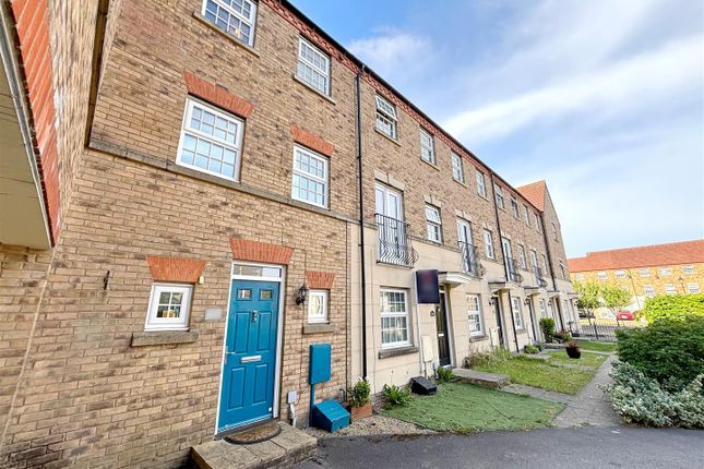 Squirrel Chase, Witham St. Hughs... 2 bed townhouse for sale