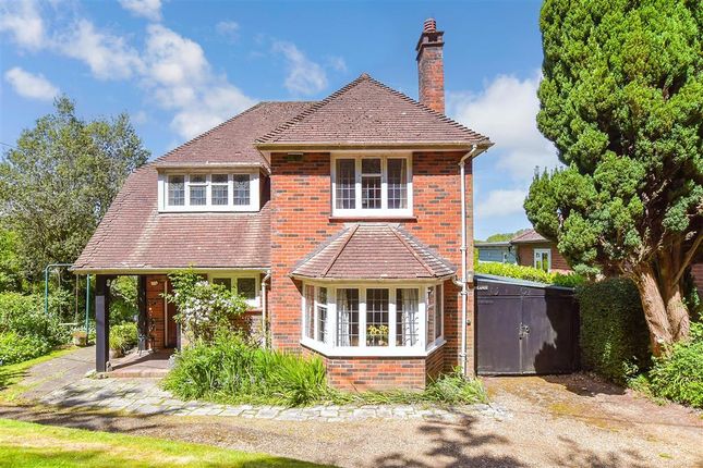 Castle Lane, Newport, Isle of Wight 3 bed detached house for sale