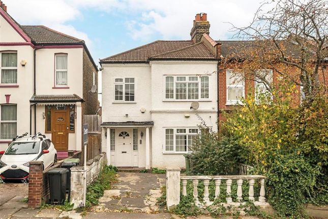 Wellmeadow Road, London SE6 3 bed house for sale