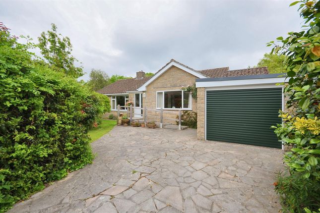 Brinsley Close, Sturminster Newton 3 bed detached bungalow for sale
