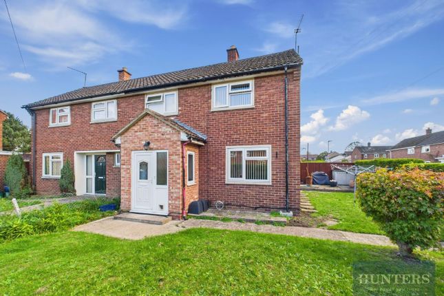 2 bedroom semi-detached house for sale