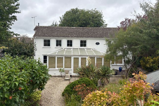 Totterdown Lane, Fairford... 3 bed detached house for sale