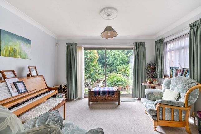 Mulberry Drive, Langley, Slough, SL3 4 bed semi