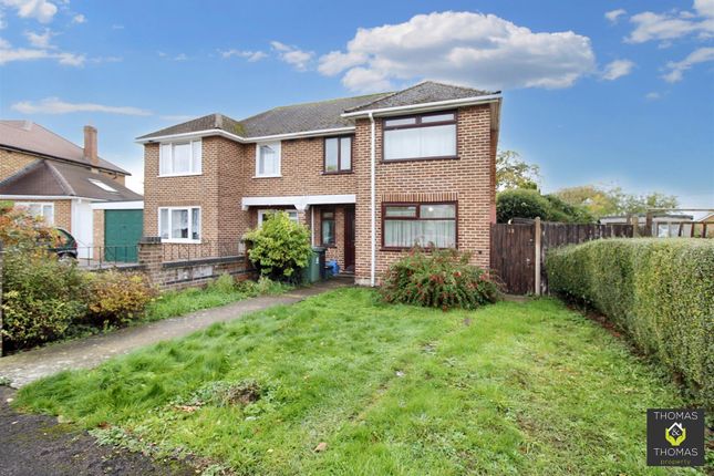 Lea Crescent, Longlevens, Gloucester 3 bed semi
