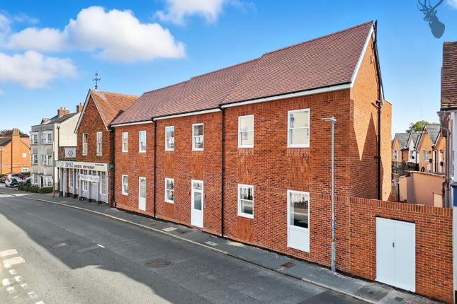Old Harlow Apartments, Old Harlow 2 bed apartment for sale