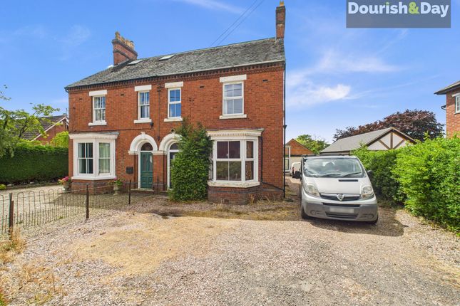 4 bedroom semi-detached house for sale