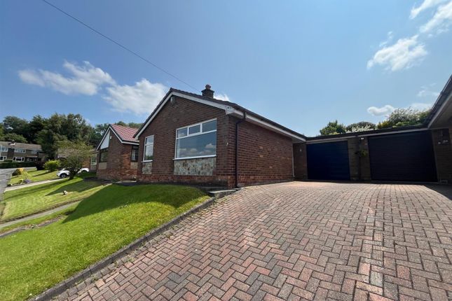 Oak Tree Crescent, Stalybridge SK15 2 bed semi