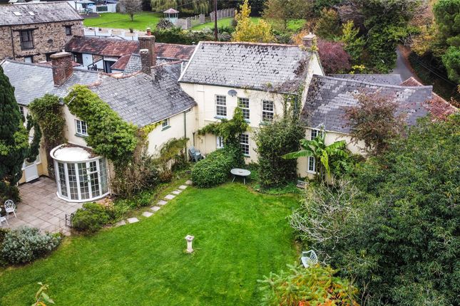 Lake, Tawstock, Barnstaple, Devon, EX31 7 bed detached house for sale