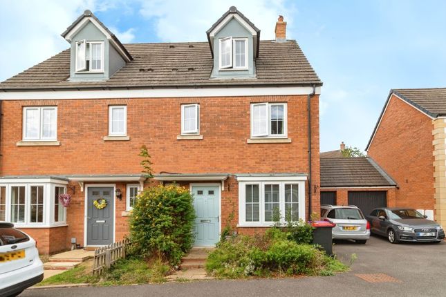 4 bedroom semi-detached house for sale